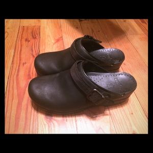 Dansko Ingrid clogs